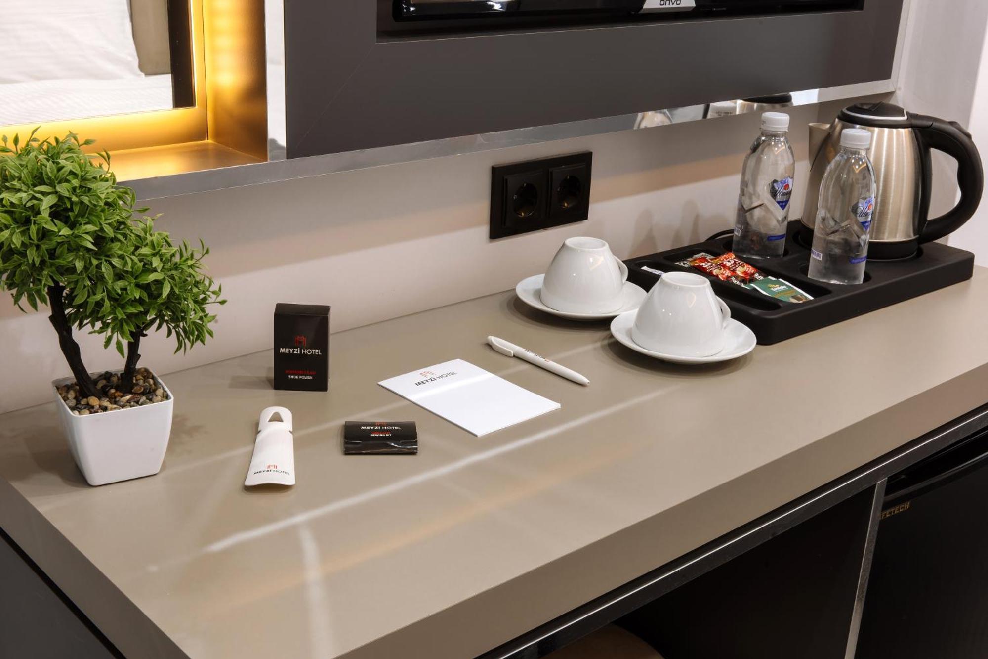 Meyzi Hotel Κωνσταντινούπολη Εξωτερικό φωτογραφία